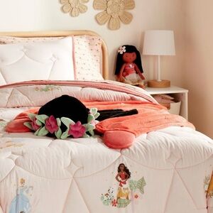 Disney Moana Hooded Blanket Pillowfort NWT Kids Robe/ Throw